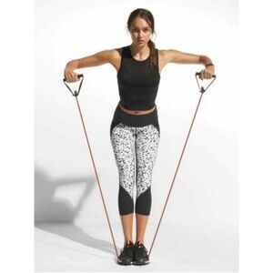 Athleta Printed Stealth TruCool Mid-Rise Capri Cropped Legging, S